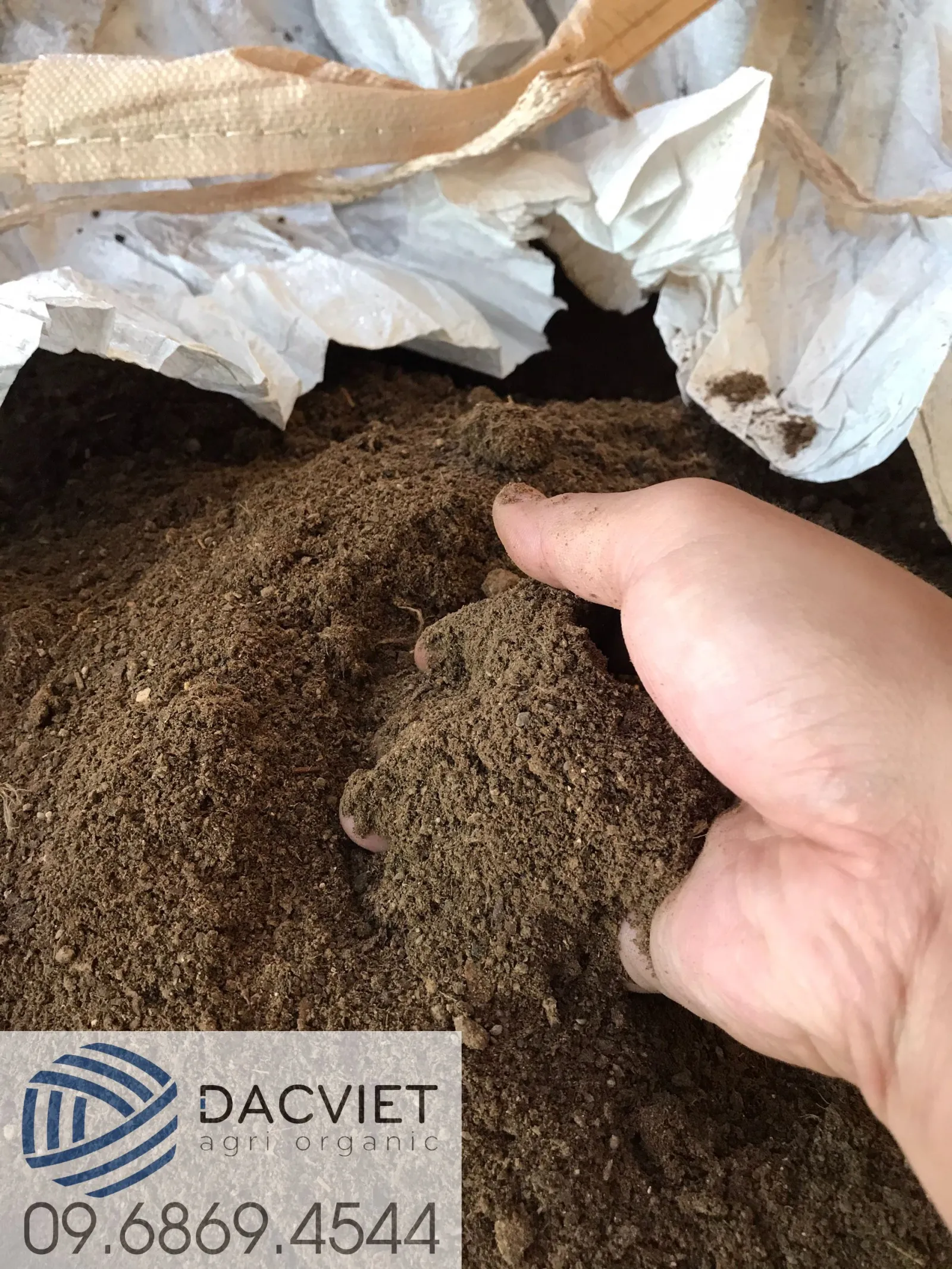 Làm Thế Nào Để Bón Phân Cân Đối Cho Cây Trồng Giúp Tăng Năng Suất